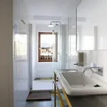 Amazigh Ensuite & Dorms With Shared Kitchen Hostel *