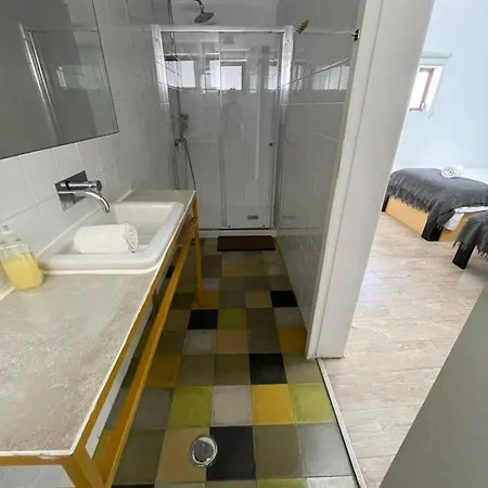 Hostel Amazigh Ensuite & Dorms With Shared Kitchen Aljezur