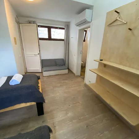 Amazigh & En-suite With Self-catering Kitchen Ostello