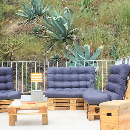 Amazigh Ensuite & Dorms With Shared Kitchen Hostel *