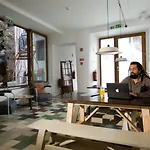 Hostel Amazigh Ensuite & Dorms With Shared Kitchen Aljezur