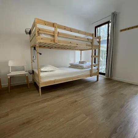 Amazigh Ensuite & Dorms With Shared Kitchen *