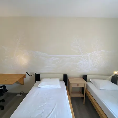 Amazigh Ensuite & Dorms With Shared Kitchen 알제주르