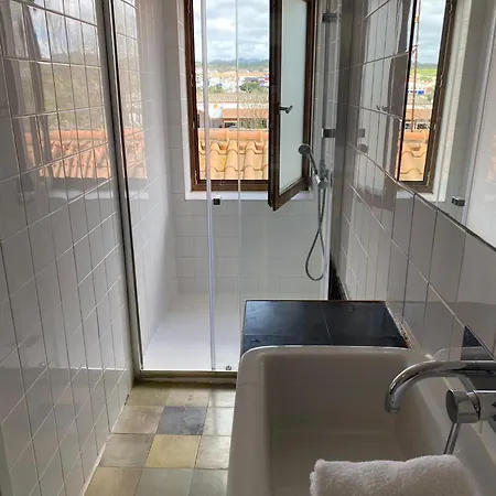 Amazigh Ensuite & Dorms With Shared Kitchen