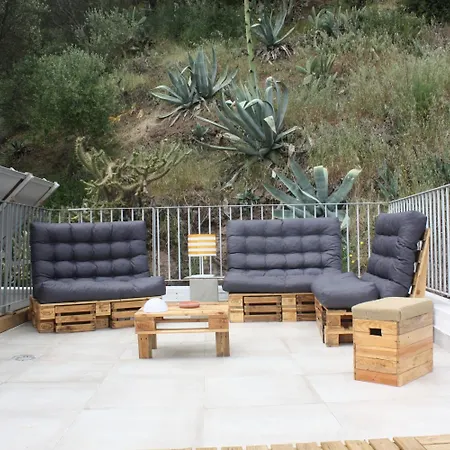 Amazigh Ensuite & Dorms With Shared Kitchen