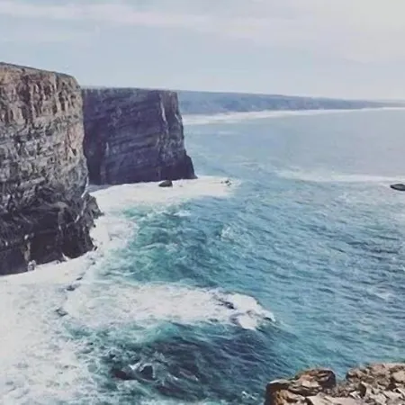 Vandrerhjem Amazigh Ensuite & Dorms With Shared Kitchen Aljezur