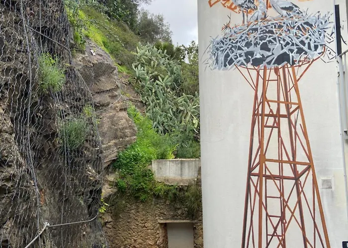 Amazigh Ensuite & Dorms With Shared Kitchen Hostel