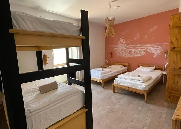 Amazigh Ensuite & Dorms With Shared Kitchen Hostel *