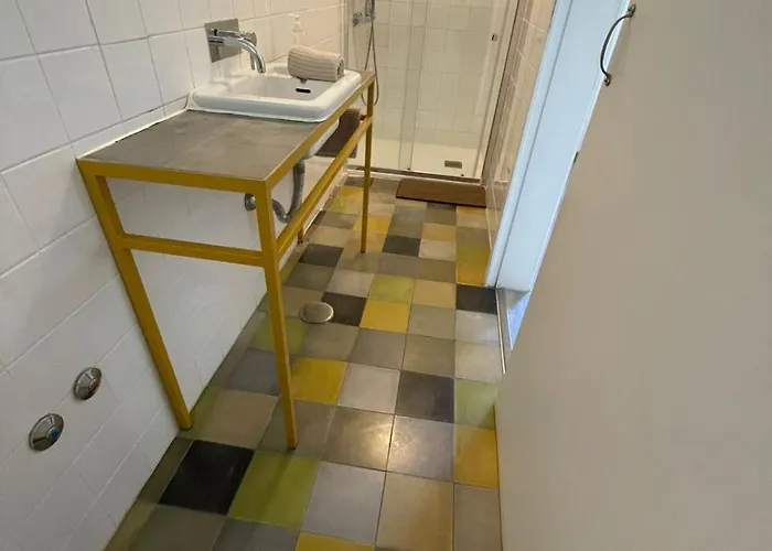 Amazigh Ensuite & Dorms With Shared Kitchen