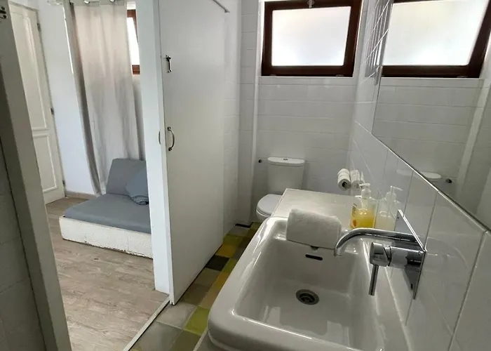 Hostel Amazigh Ensuite & Dorms With Shared Kitchen *