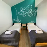 Amazigh Ensuite & Dorms With Shared Kitchen *