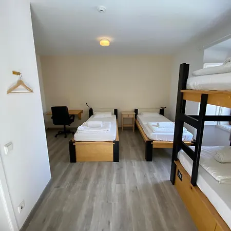 Amazigh Ensuite & Dorms With Shared Kitchen *